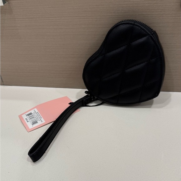 Juicy Couture Quilted Black Heart Wristlet - Picture 2 of 9